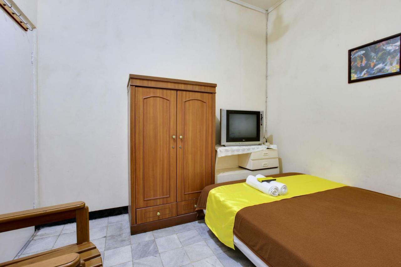 Lite Rooms Bogor Guest House Exterior photo