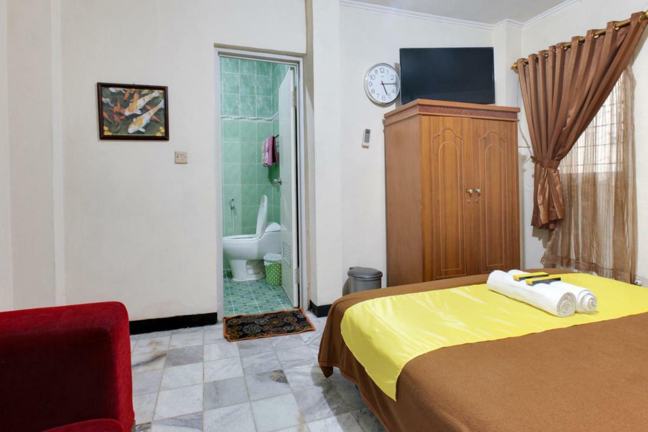Lite Rooms Bogor Guest House Exterior photo