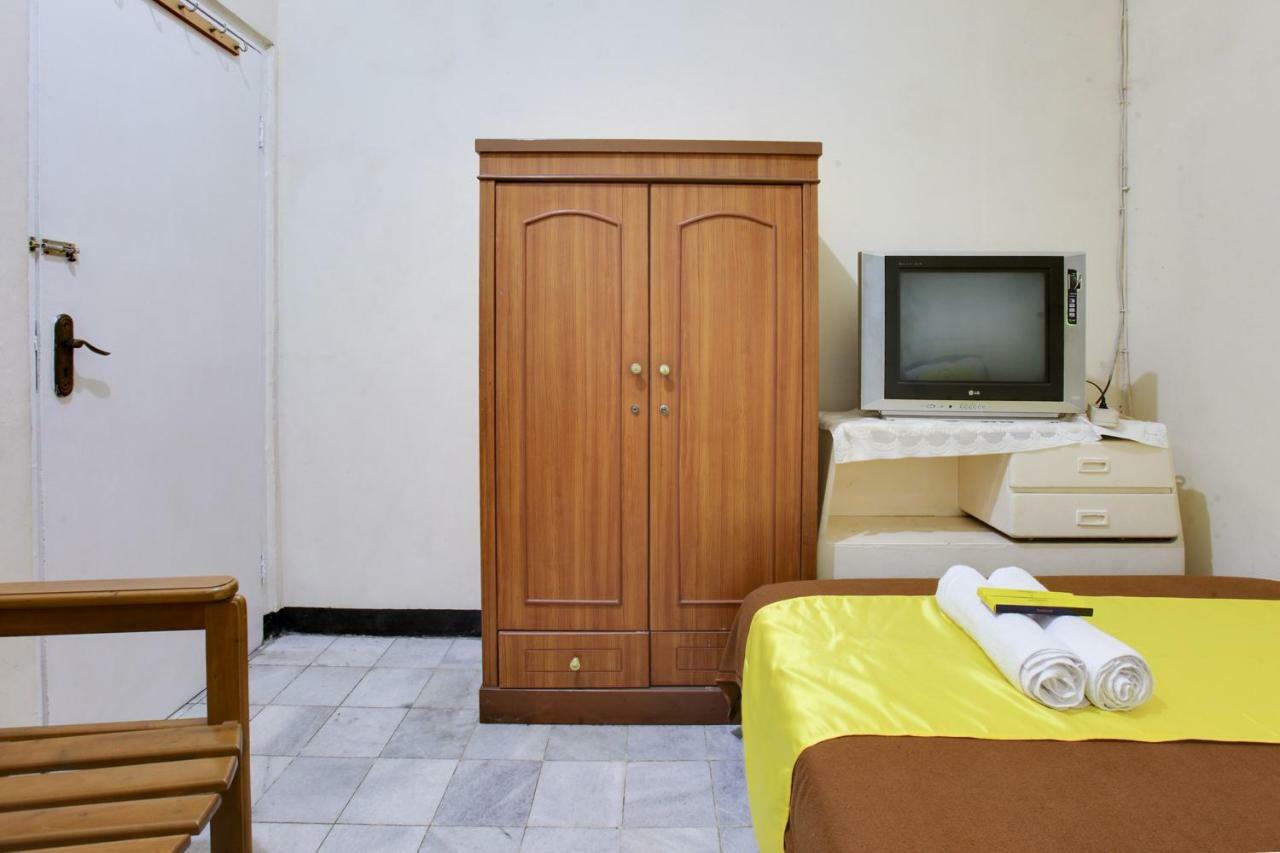 Lite Rooms Bogor Guest House Exterior photo